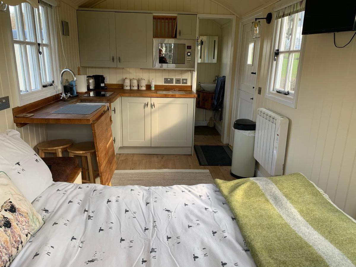 Villa Weatherhead Farm Shepherds Hut Buckingham Exterior foto