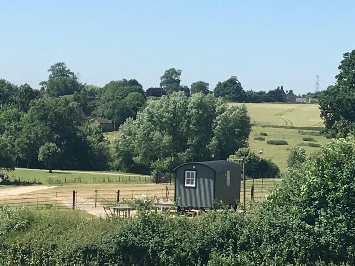Villa Weatherhead Farm Shepherds Hut Buckingham Exterior foto